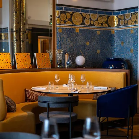 Hotel Western D'anjou 4*