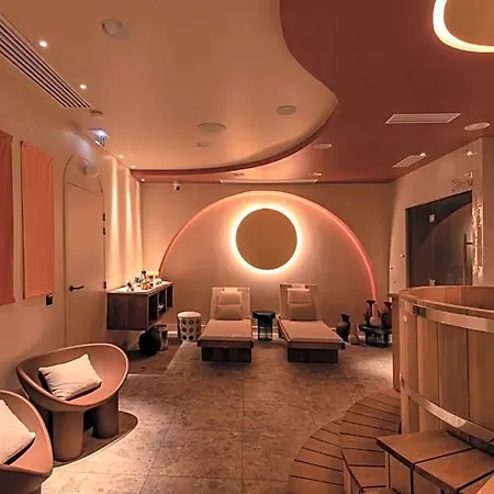 Oceania D'anjou Hotel