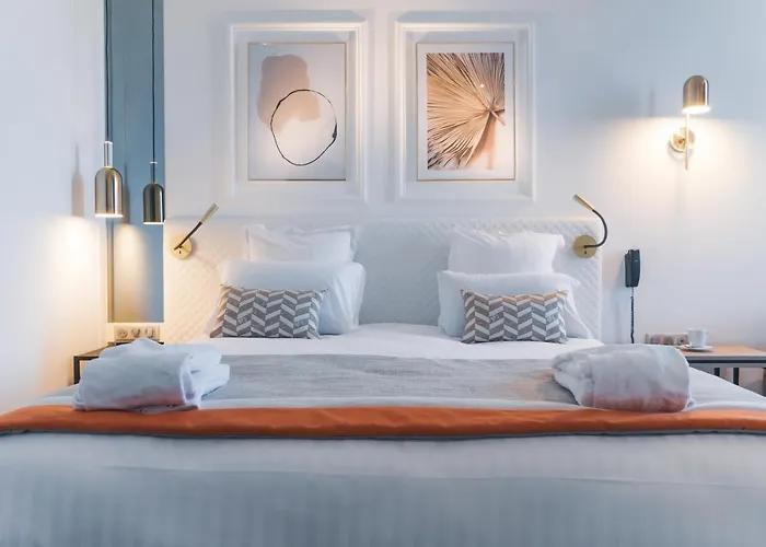 Oceania D'anjou Hotel 4*