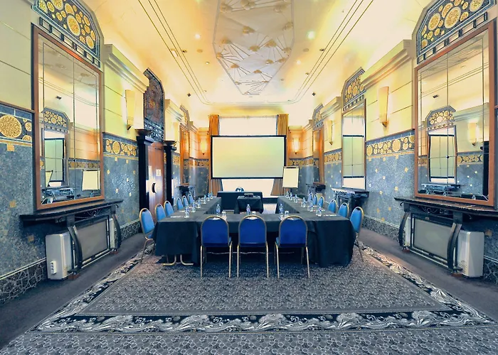 Oceania D'anjou Angers