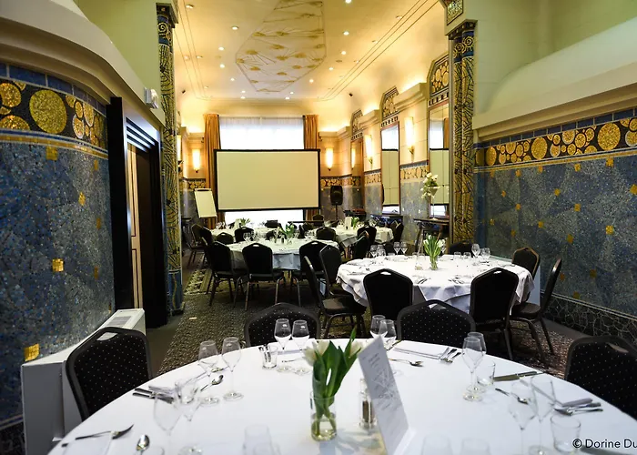 酒店 Oceania D'anjou 4*