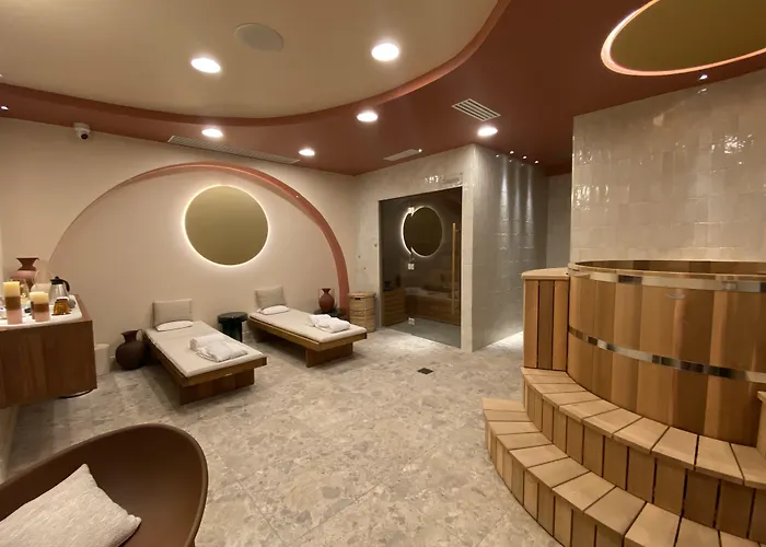 Oceania D'anjou Hotel